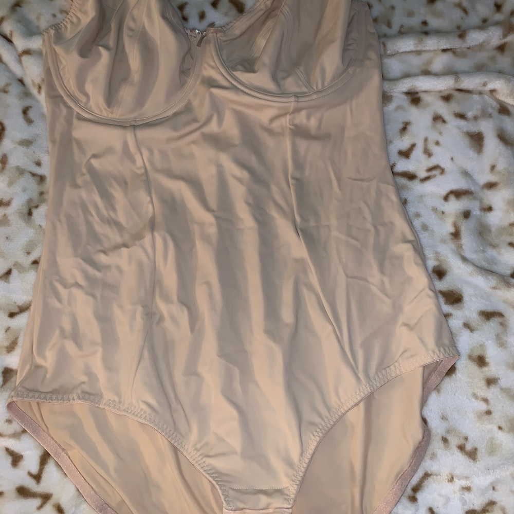 Magisculpt body control shaper